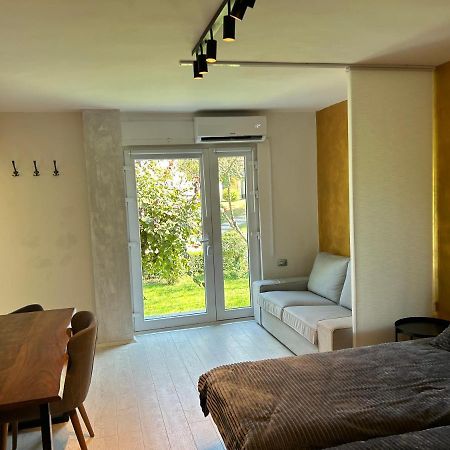 Apartment Gal Novo Mesto Exterior photo