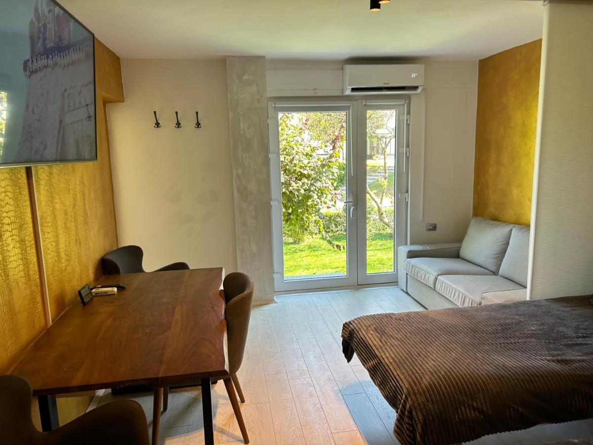 Apartment Gal Novo Mesto Exterior photo