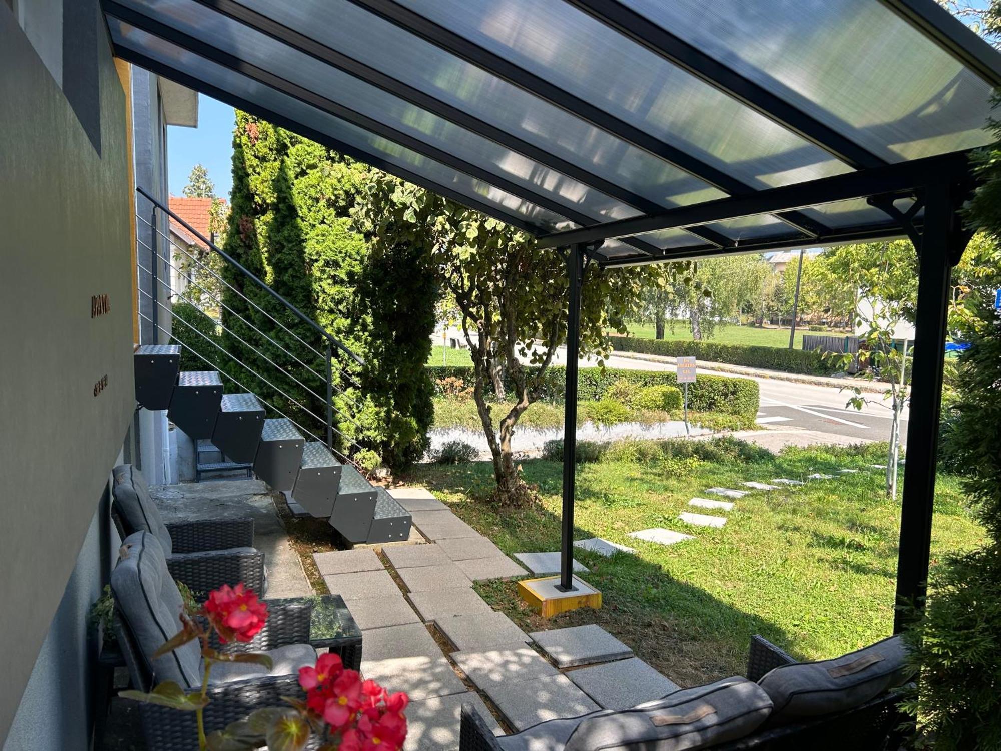 Apartment Gal Novo Mesto Exterior photo